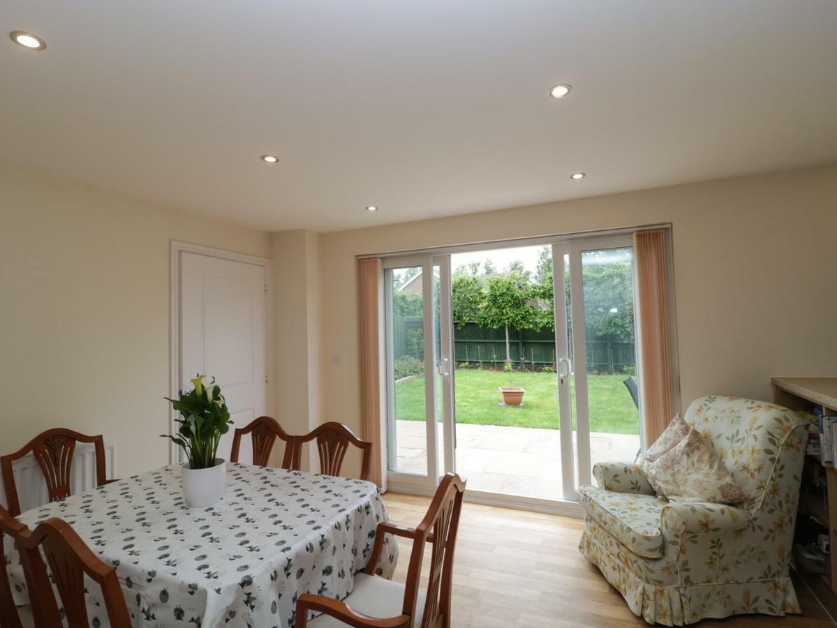 House Martins Vila Devizes Exterior foto